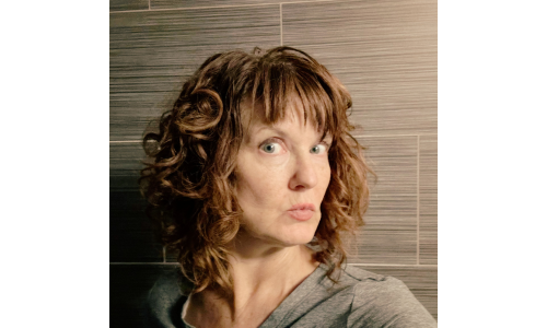 500 x 300 pixels Day 2 Wavy Hair Regimen 2024
